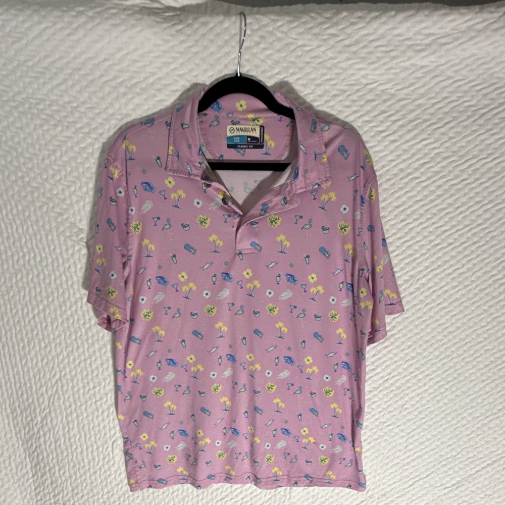 Magellan Men's Size medium Moisture Wicking Classic Fit Short Sleeve Polo